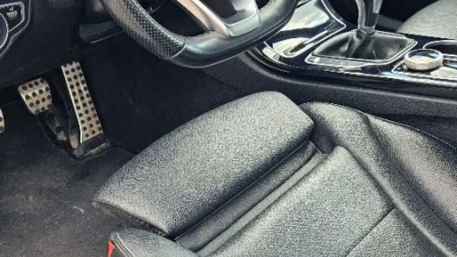 MERCEDES-BENZ C Klasa -