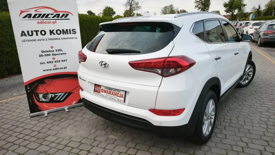 HYUNDAI Tucson -