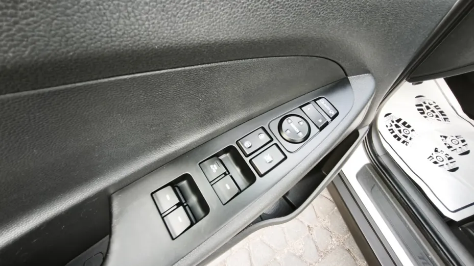 HYUNDAI Tucson -