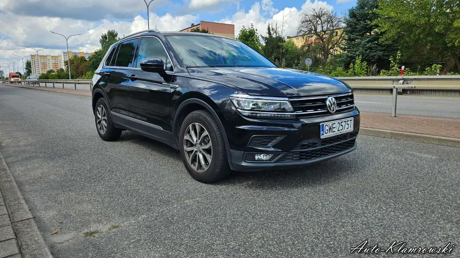 VOLKSWAGEN Tiguan -