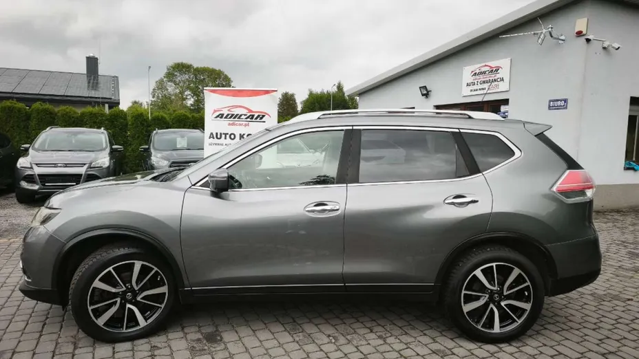 NISSAN X-Trail -