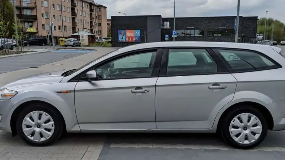 FORD Mondeo -