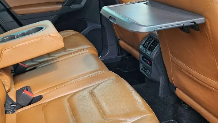 VOLKSWAGEN Tiguan -