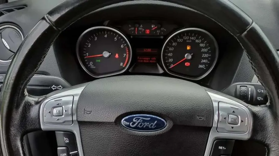 FORD Mondeo -