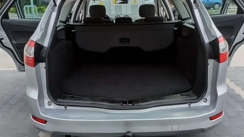 FORD Mondeo -