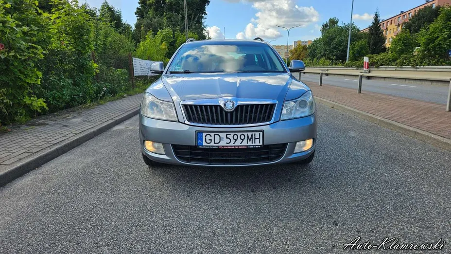 SKODA Octavia -