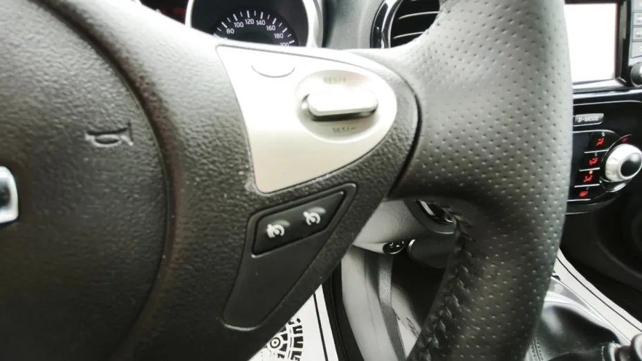 NISSAN Juke -