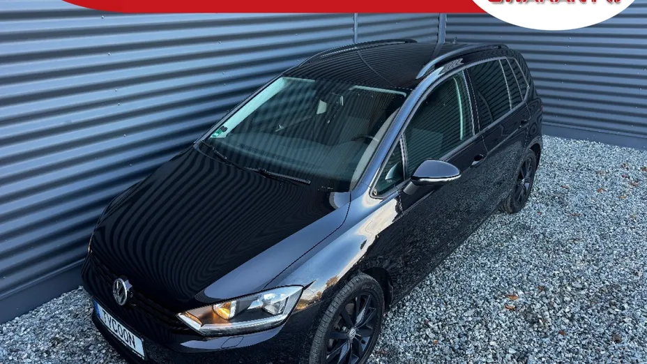 VOLKSWAGEN Golf Sportsvan -