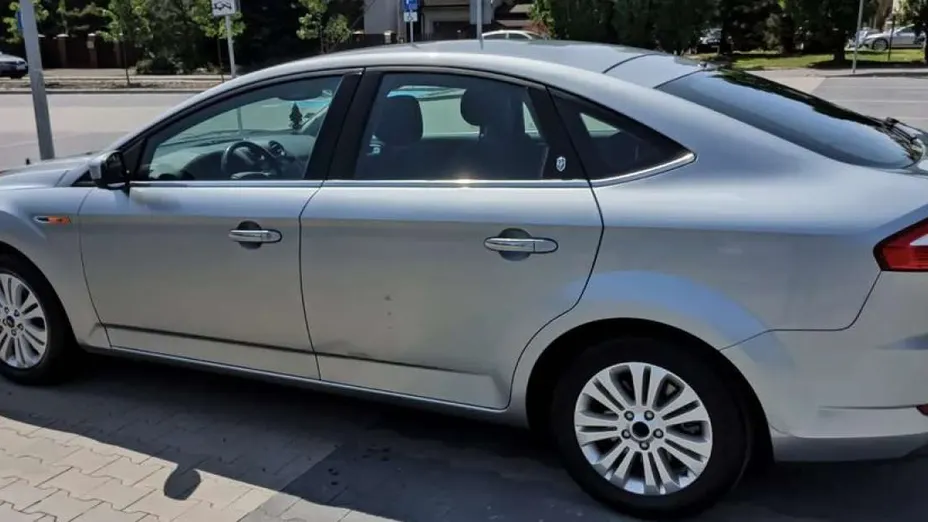 FORD Mondeo -