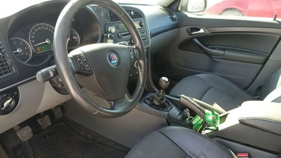 SAAB 9-3 -