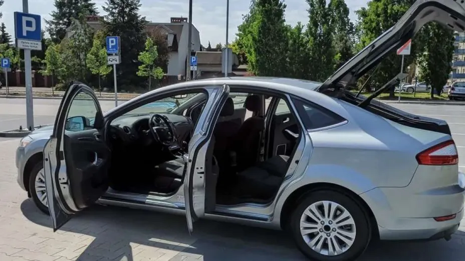FORD Mondeo -