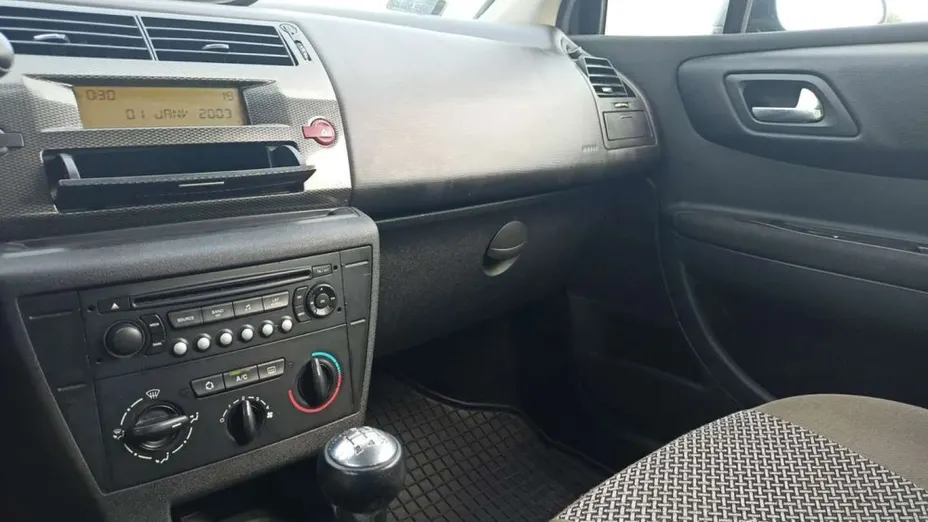 CITROEN C4 -