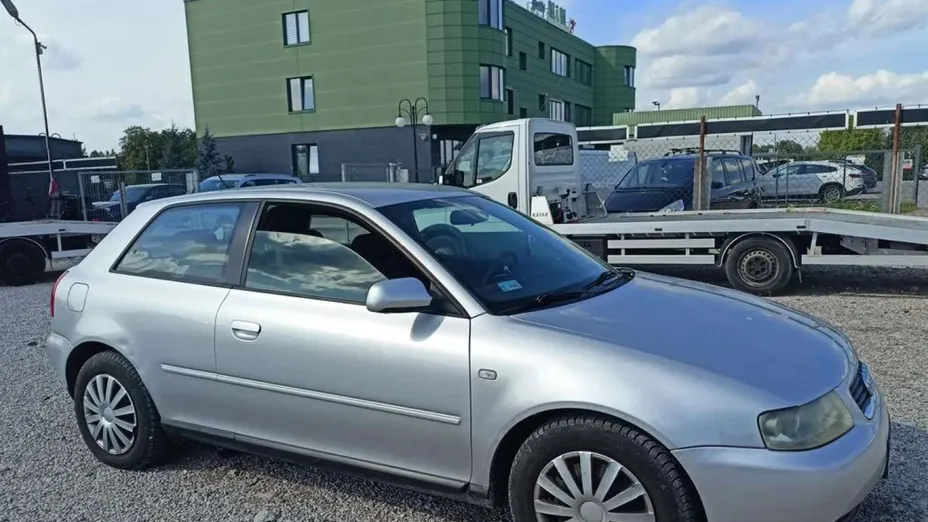 AUDI A3 -