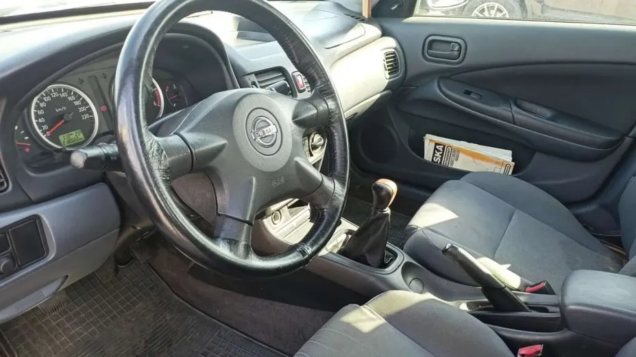 NISSAN Almera -