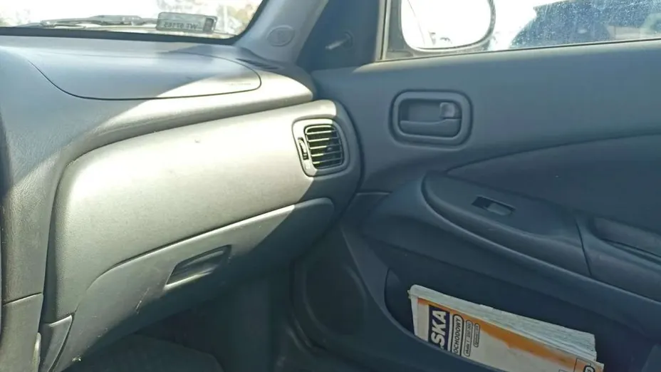 NISSAN Almera -