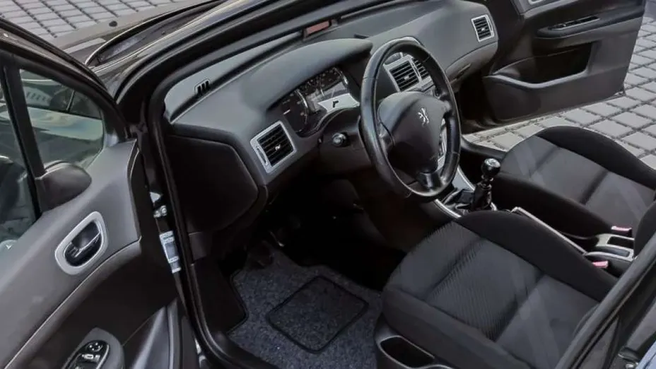 PEUGEOT 307 -