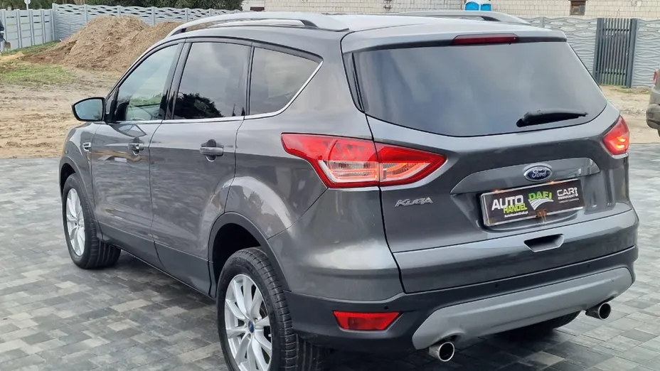 FORD Kuga -