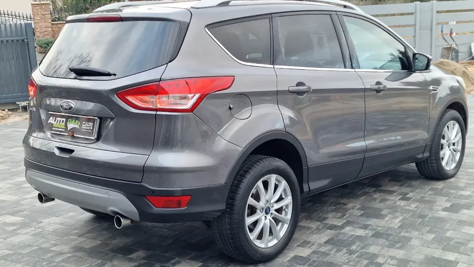 FORD Kuga -