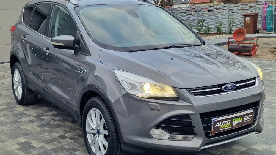 FORD Kuga -