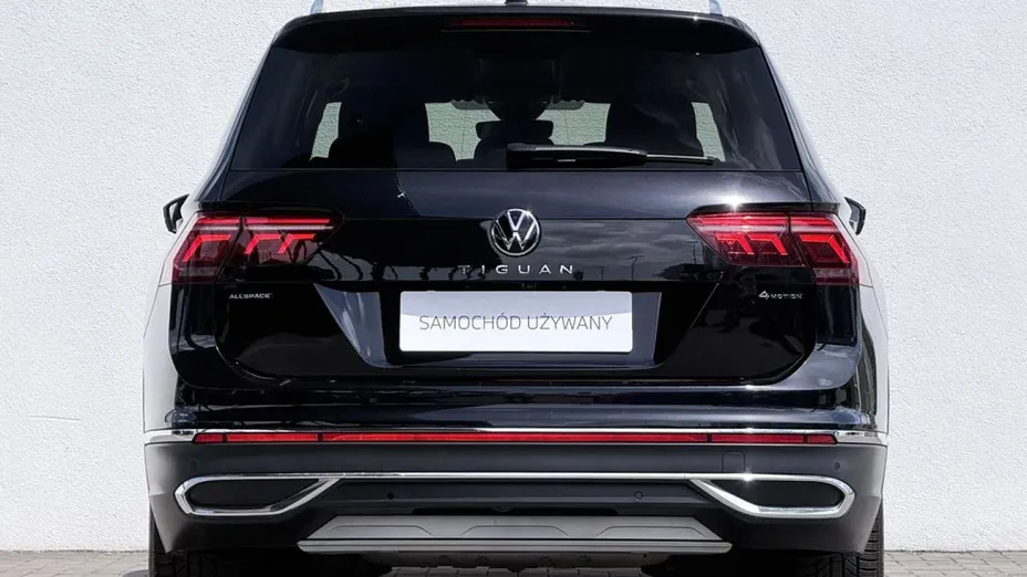 VOLKSWAGEN Tiguan -