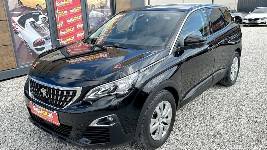 PEUGEOT 3008 -