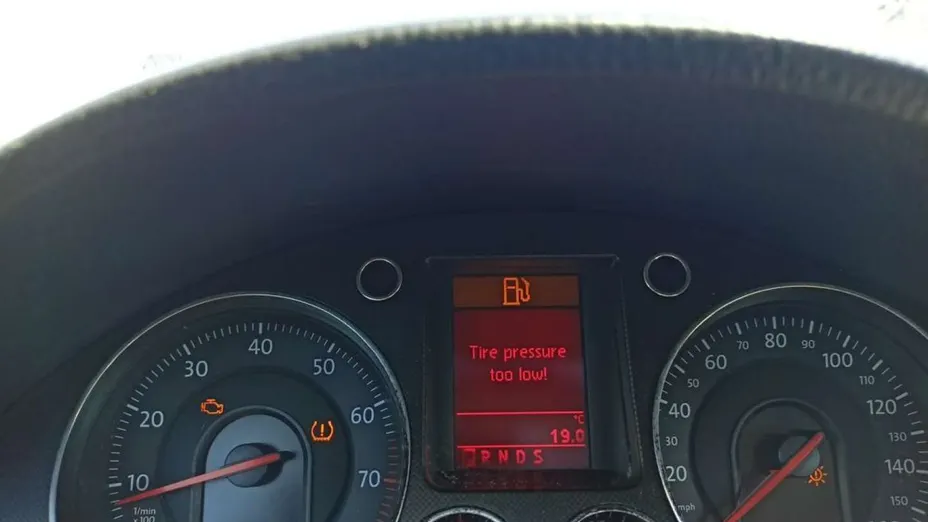 VOLKSWAGEN Passat -