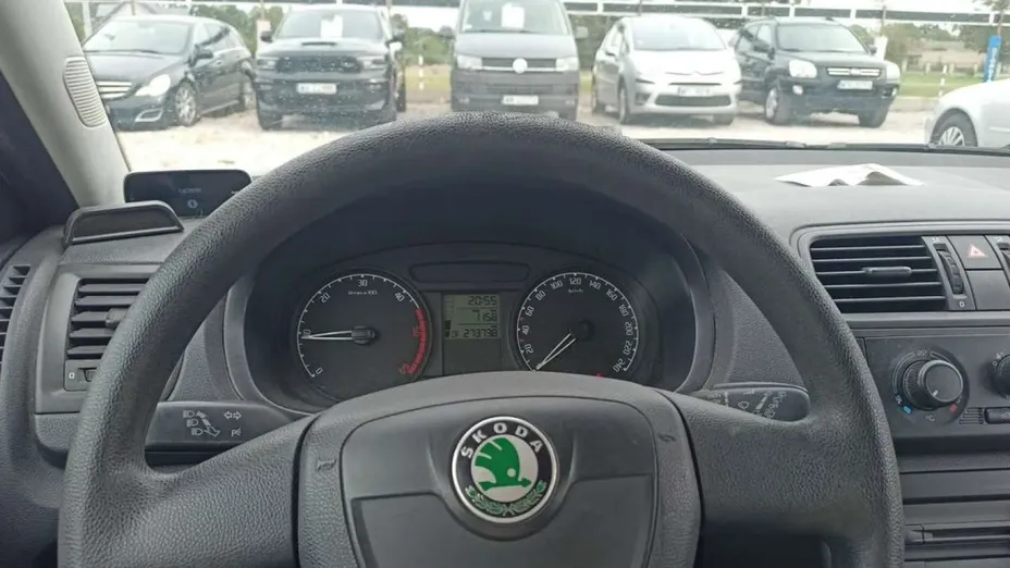 SKODA Fabia -