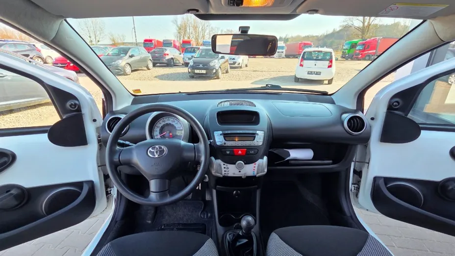 TOYOTA Aygo -