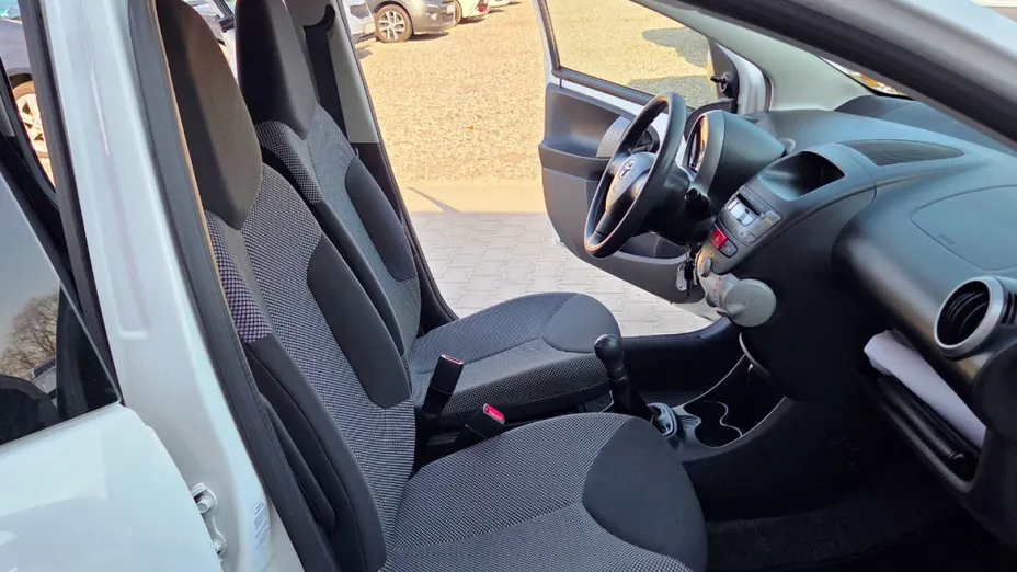 TOYOTA Aygo -