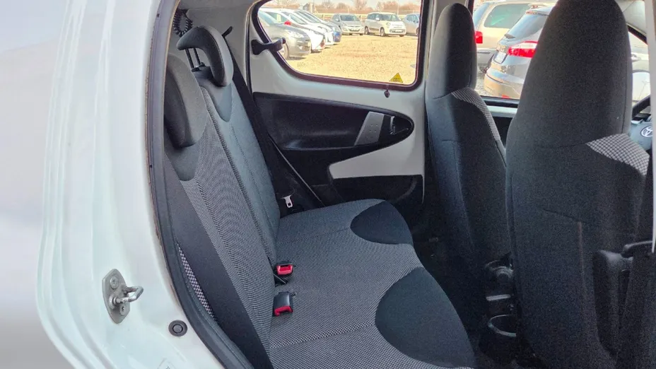 TOYOTA Aygo -