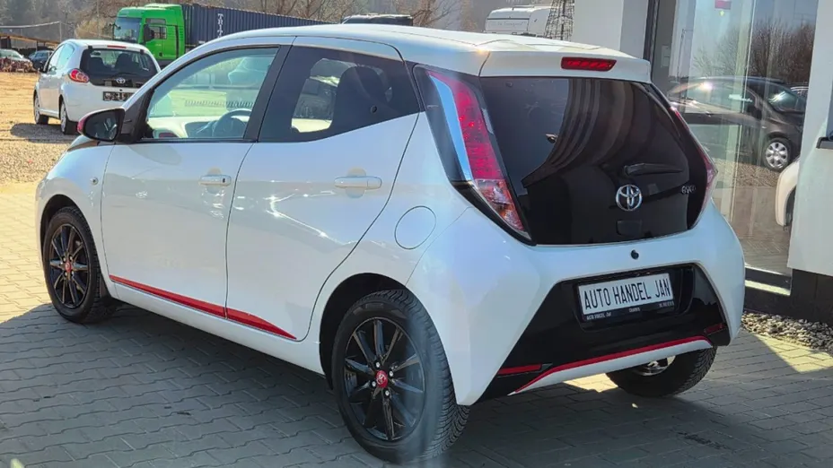 TOYOTA Aygo -