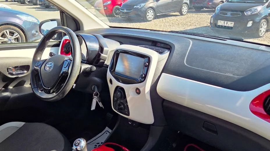 TOYOTA Aygo -