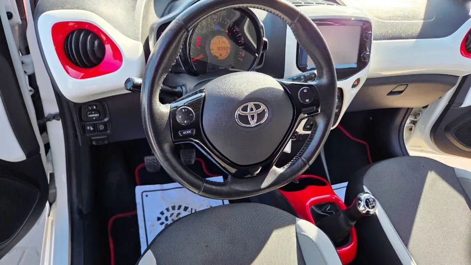 TOYOTA Aygo -