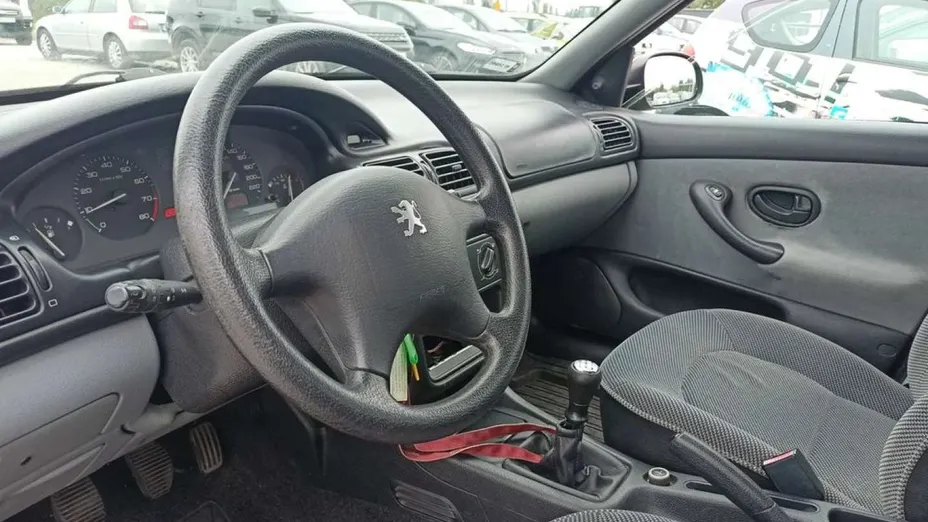 PEUGEOT 406 -