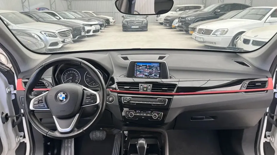 BMW X1 -