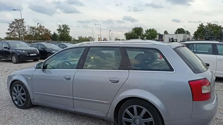 AUDI A4 Avant -