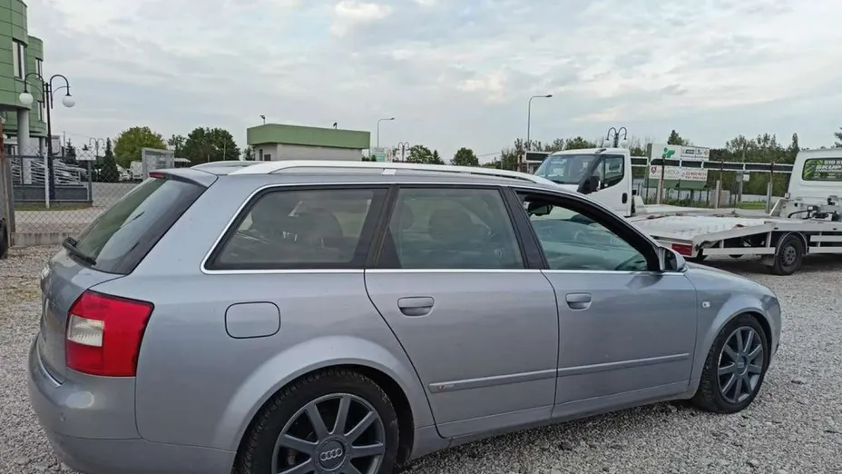 AUDI A4 Avant -