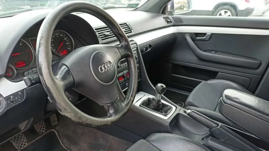 AUDI A4 Avant -