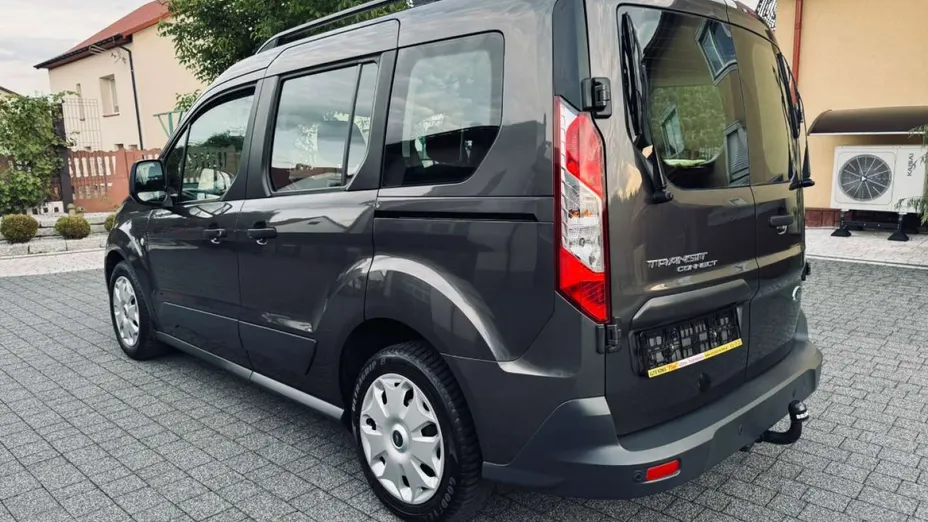 FORD Tourneo Connect -