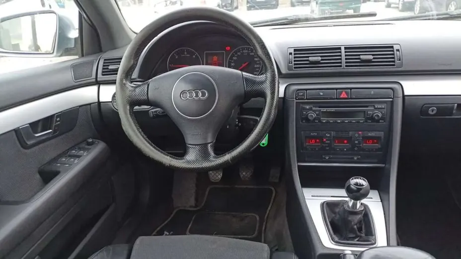 AUDI A4 Avant -