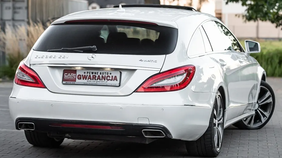 MERCEDES-BENZ CLS -