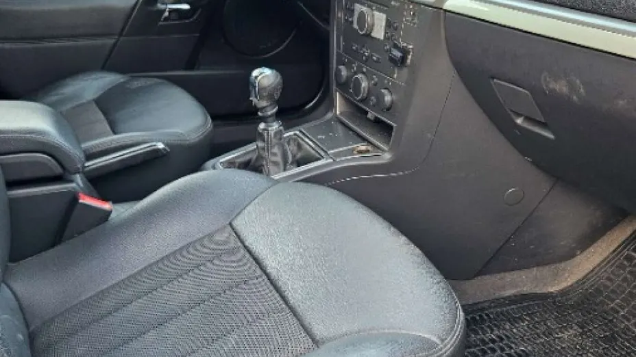 OPEL Vectra -
