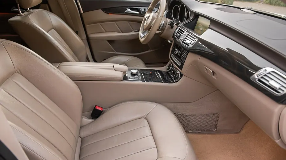 MERCEDES-BENZ CLS -