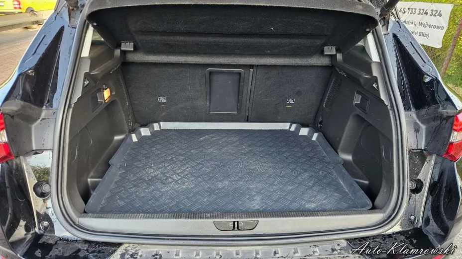 OPEL Grandland X -
