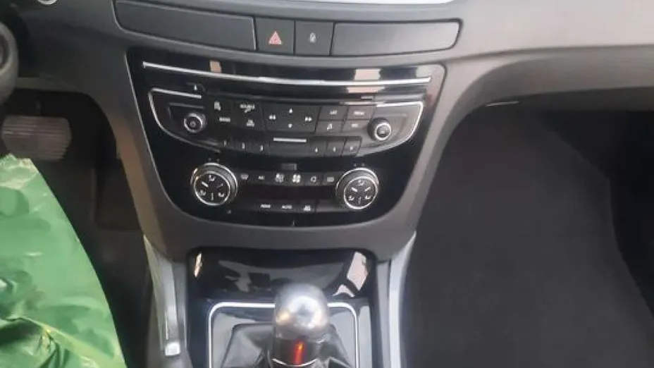 PEUGEOT 508 -
