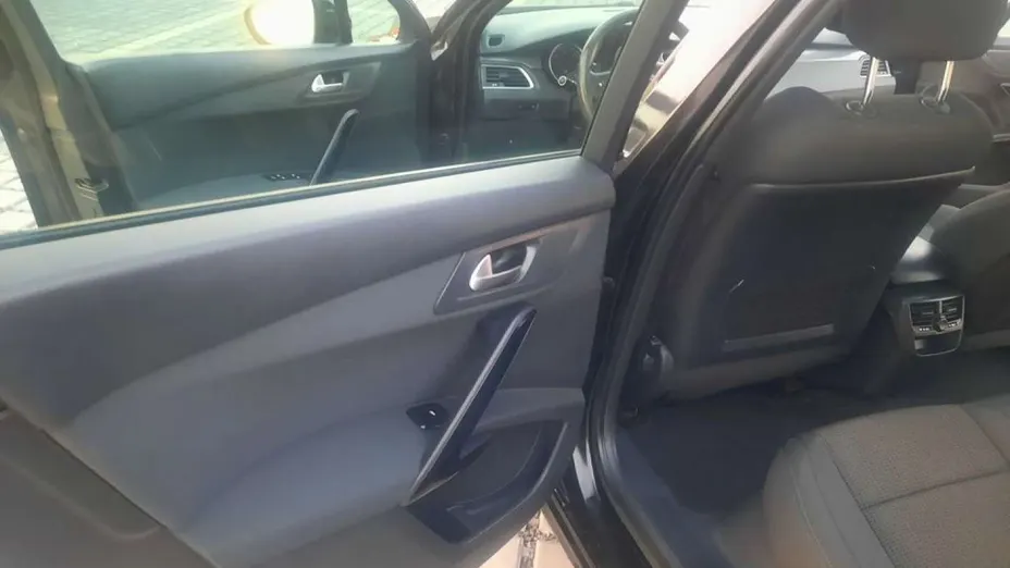 PEUGEOT 508 -