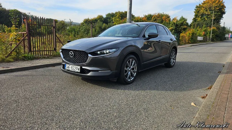 MAZDA CX-30 -