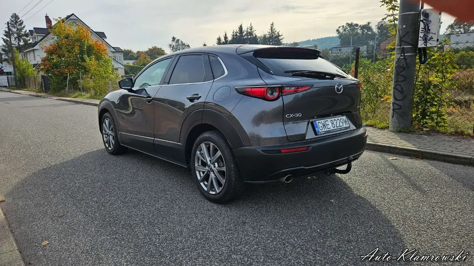 MAZDA CX-30 -