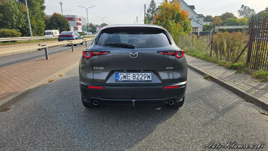 MAZDA CX-30 -