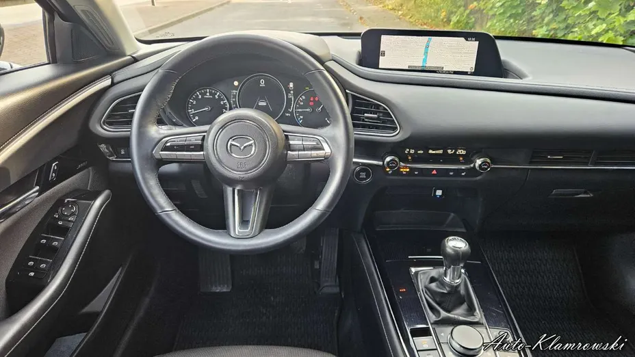 MAZDA CX-30 -